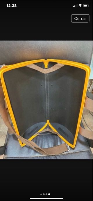 Maleta Veuve Clicquot supqr nueva. 