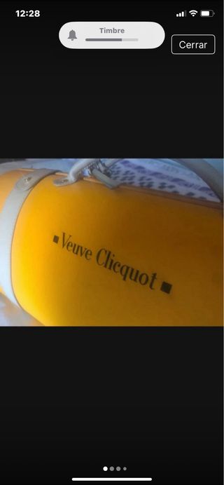 Maleta Veuve Clicquot supqr nueva. 