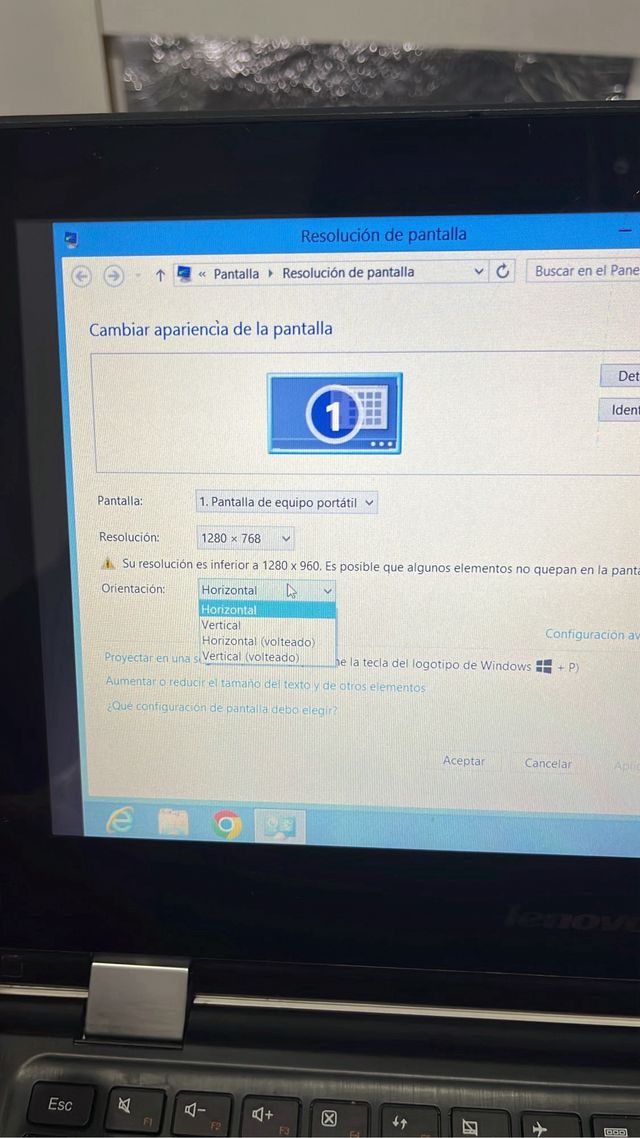Lenovo Yoga 300 (Pantalla Agrietada)