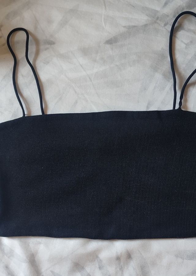 Top negro Shein - Tirantes finos