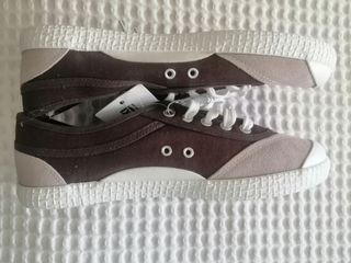 Zapatillas Kawasaki marrón-beige 42