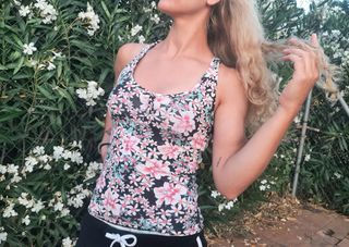 Camiseta floral verano