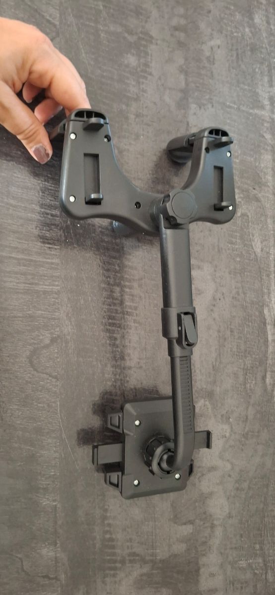 Supporto cellulare auto