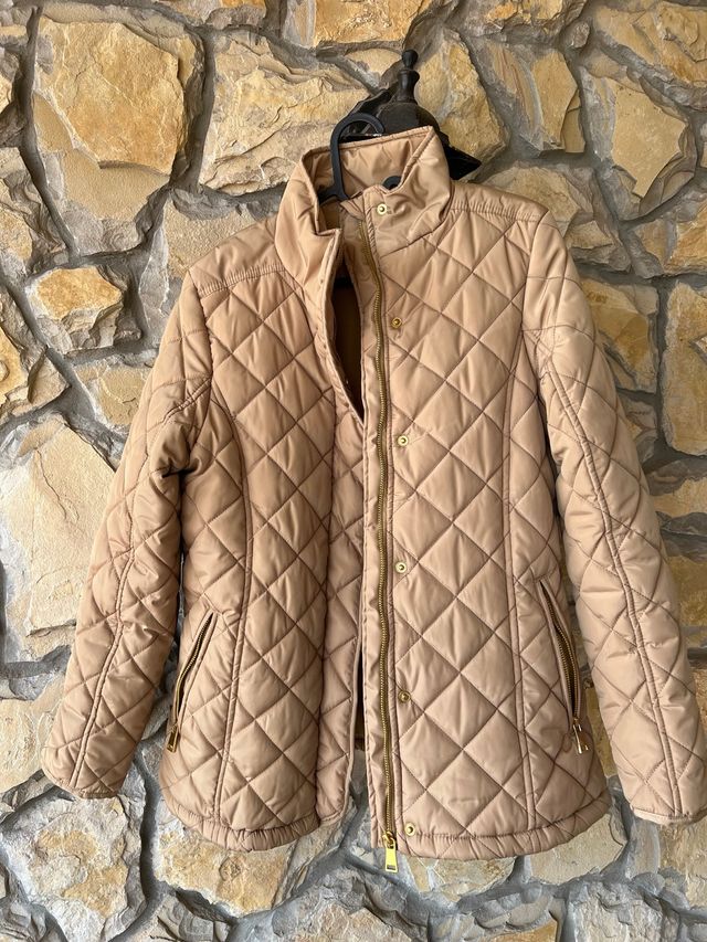 Chaquetón guateado mujer color beige/dorado