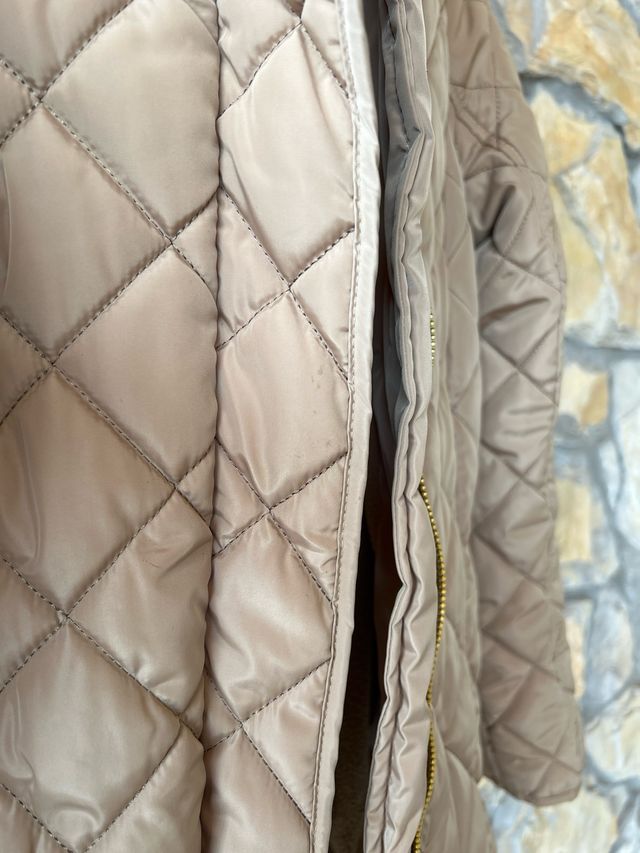Chaquetón guateado mujer color beige/dorado