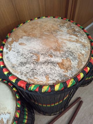 Dun dun tambores base africano