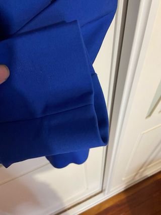 Blazer Zara Basic azul talla S, color super bonito