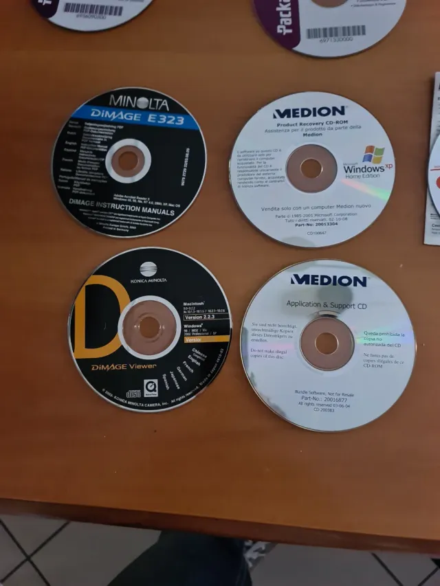 CD PC Windows XP Home recovery & vari
