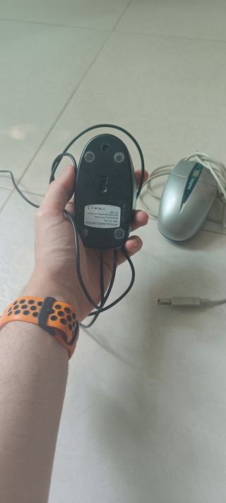 2 Ratones ópticos usados.