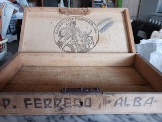 Scatola Ferrero vintage anni '50