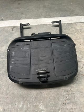 Baúl trasero moto Shad sh39