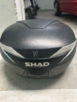 Baúl trasero moto Shad sh39
