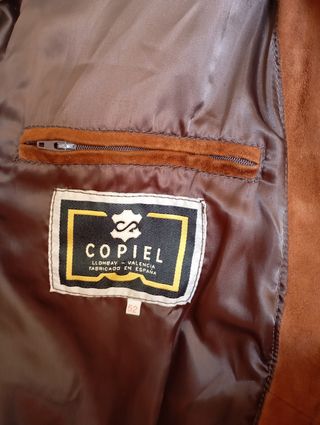 Chaqueta ante marrón chico y hombre