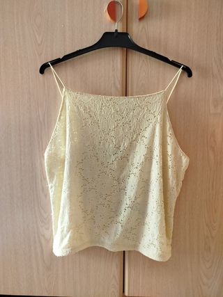 Top tirantes amarillo claro