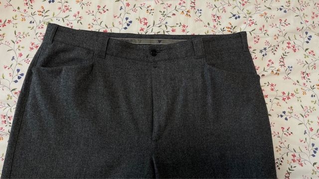 Pantalones Caramelo talla 50 
- Gris
