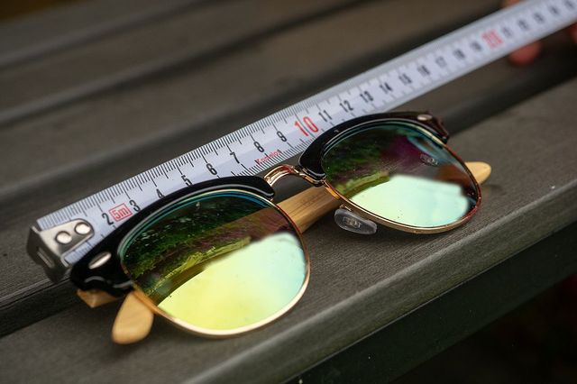 Gafas de sol, marca uneven a estrenar