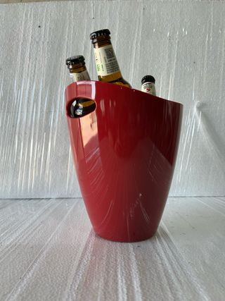 Cubitera roja para bebidas 480 uds disponibles!