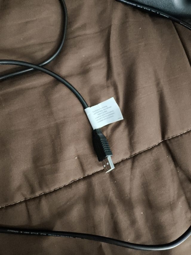 Volante Thrustmaster T150 PS4