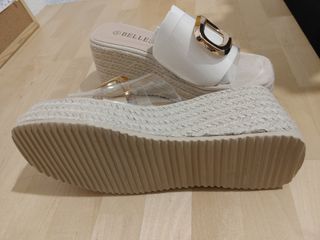 Cuñas BELLES beige/dorado talla 36