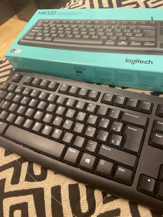 Teclado Logitech MK120