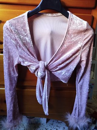 Top corto terciopelo rosa!