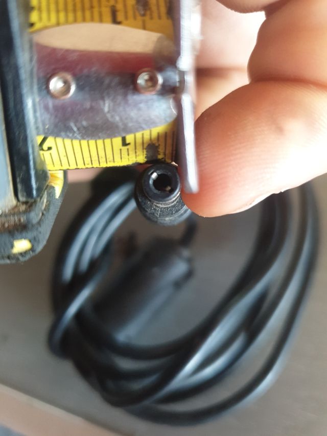 Cargador LI SHIN 12V 1.5A