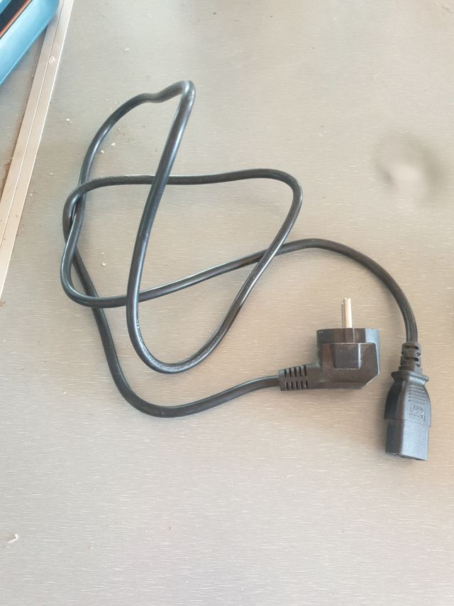 Cargador LI SHIN 12V 1.5A