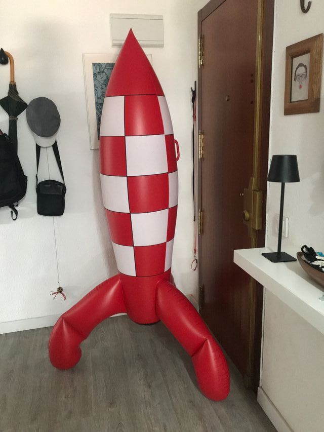Cohete inflable Tintín - 2m