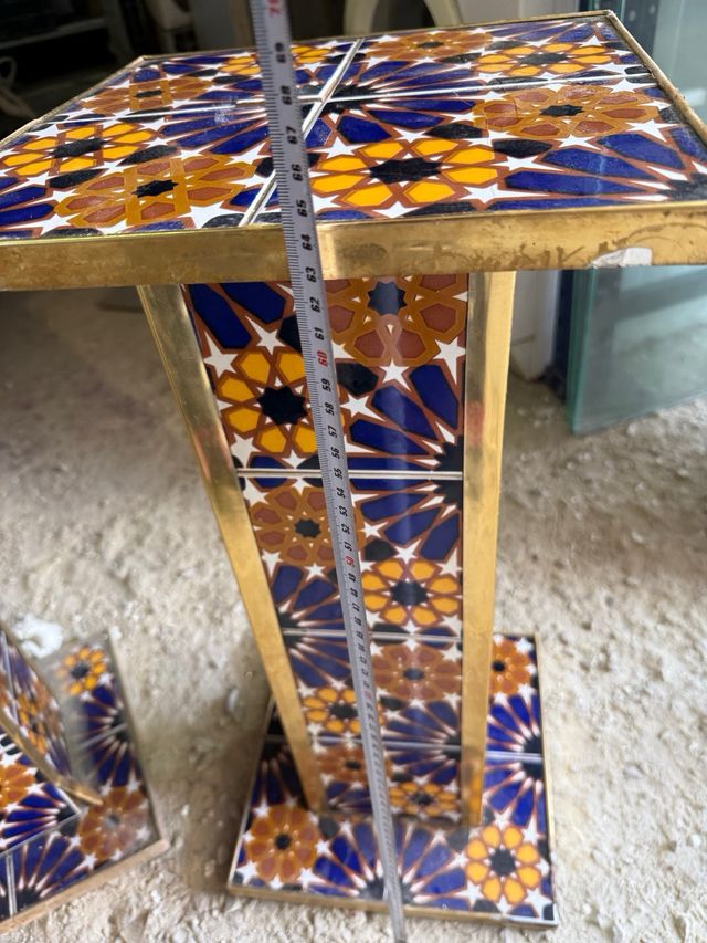 Mesa+2 taburetes estilo antiguo