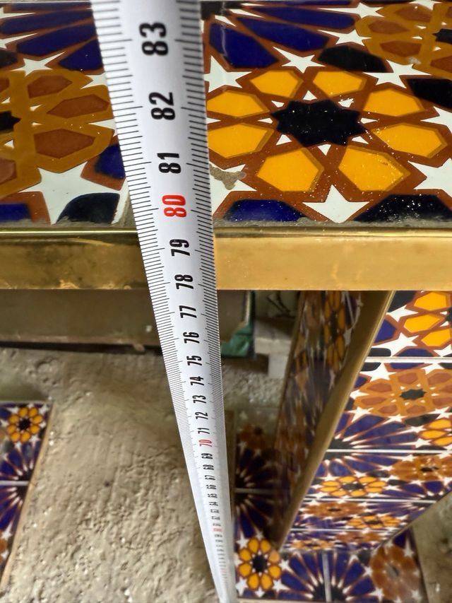 Mesa+2 taburetes estilo antiguo