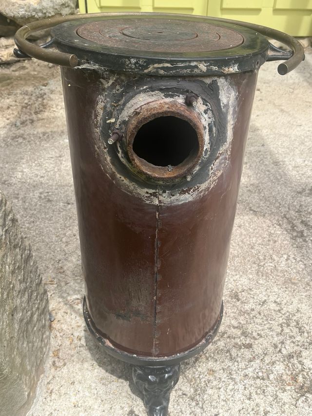 Estufa HERGOM LEBEÑA antigua