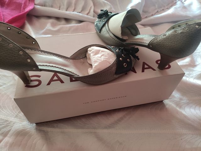 Zapatos tacón Sabrina 40 grises