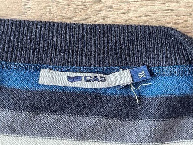 Jersey de mujer, de rayas. Marca Gas. Talla XL.