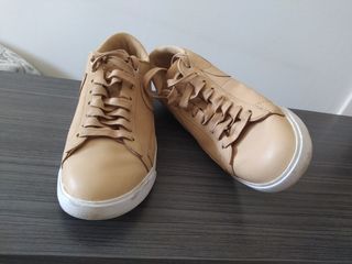 Zapatillas Nike beige piel