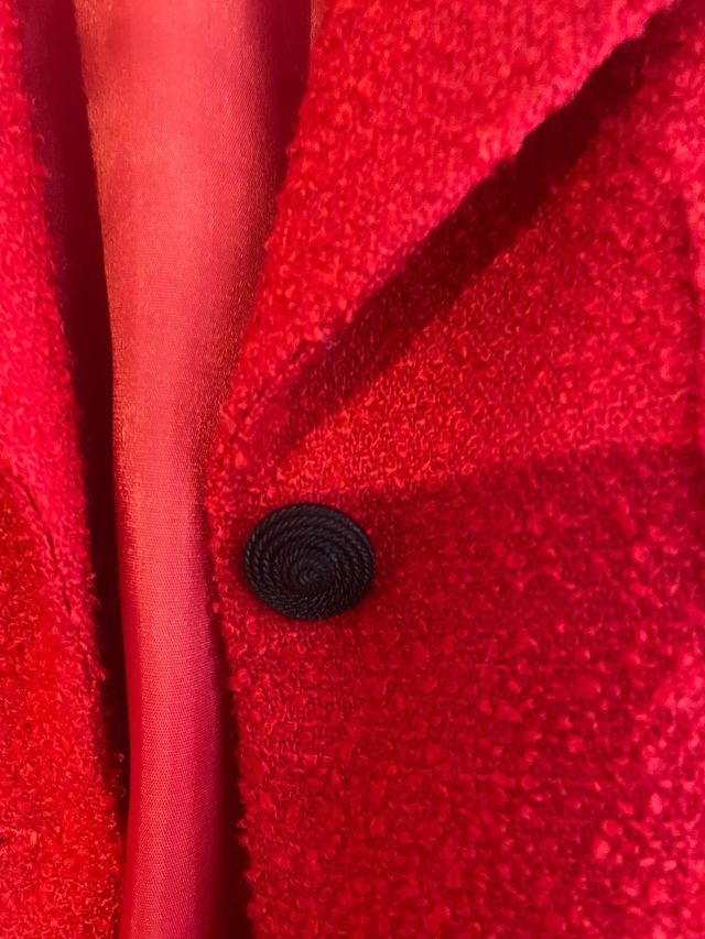 Conjunto vintage rojo: chaqueta y falda