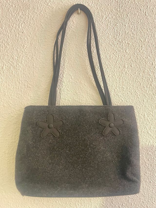 Bolso pequeño negro - flores