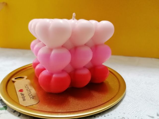 Candela a forma di cuore rosa "degradé"