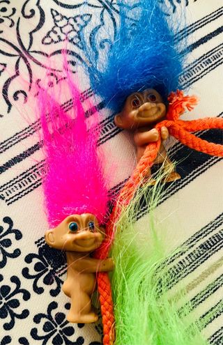 4 Troll Dolls Vintage in plastica