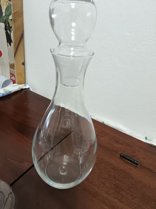 10 bicchieri acqua/Liquore in vetro e una bottigli