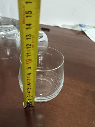 10 bicchieri acqua/Liquore in vetro e una bottigli