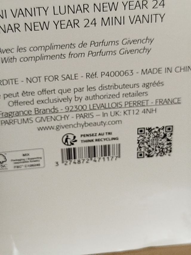 Givenchy Beauty Bag Argento