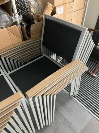 Tavolo da terrazza e sedie - metallo