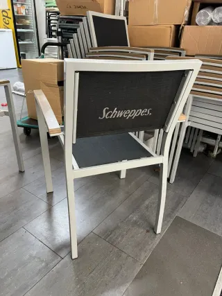 Tavolo da terrazza e sedie - metallo