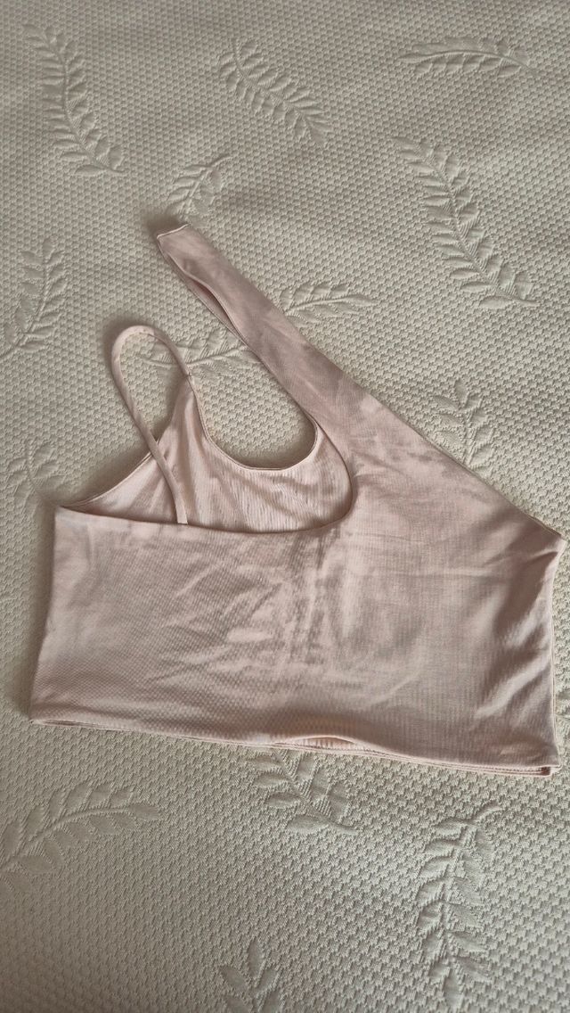 Top Bershka beige M