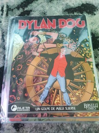 LOTE 4 COMICS DYLAN DOG 5€!