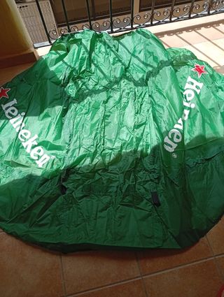 Tienda parasol plegable de playa Heineken