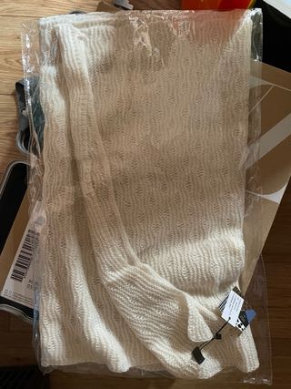 Chal blanco beige de punto bufanda larga