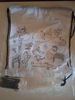 Mochila infantil para colorear