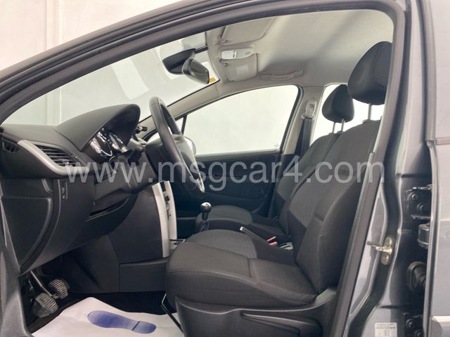 Peugeot 207 2012