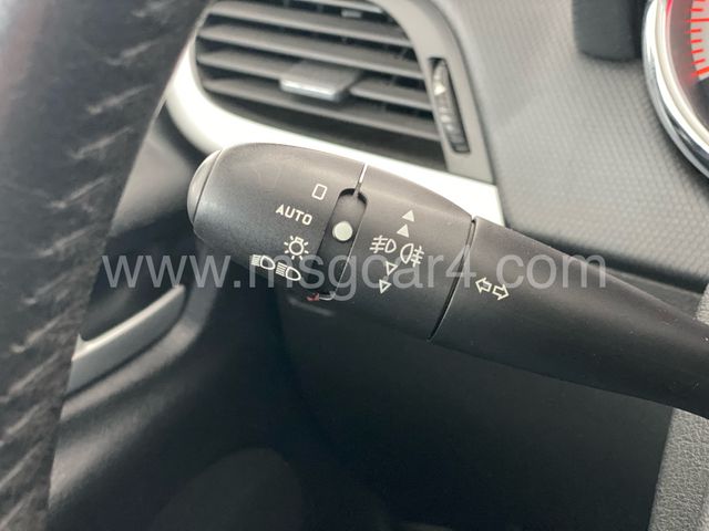 Peugeot 207 2012